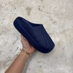 T826CS46 - ADIDAS MULE NAVY DS - 42