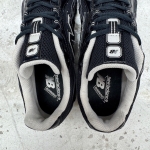 T826CS54 - NEWBLANCE 204L BLACK FB - 40,5