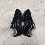T826CS54 - NEWBLANCE 204L BLACK FB - 40,5