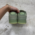 T826DU3 - DUNK LOW OIL GREEN OLIVE - 44