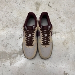 T826AF7 - AF1 LOW LINEN MOON BURGUNDY LN FB - 43