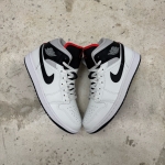 T826JD18 - 1S MID NEUTRAL GREY DS FB - 42,5