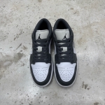 T826JD19 - 1S LOW IRON GREY - 42