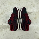 T826DU8 - DUNK SB LOW RIOT SKATESHOP LN FB - 42