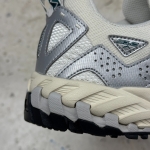 T826CS81 - NEWBLANCE 610 SILVER GREEN - 42.5