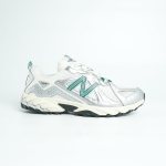 T826CS81 - NEWBLANCE 610 SILVER GREEN - 42.5