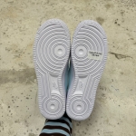 T826AF13 - AF1 LOW GLACIER BLUE WHITE LN - 42