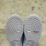T826AF13 - AF1 LOW GLACIER BLUE WHITE LN - 42