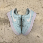 T826AF13 - AF1 LOW GLACIER BLUE WHITE LN - 42