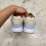 T926AM2 - NIKE AIR MAX VERSE WHITE CREAM - 41