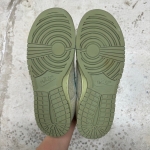 T926DU2 - DUNK LOW OLIVE AURA - 42