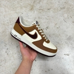 T926AF6 - AF1 LOW BRISTISH TAN FB - 42