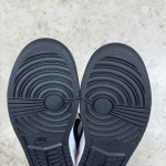 T926JD11 - 1S LOW WHITE FIRE RED BLACK - 43