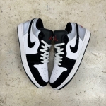 T926JD11 - 1S LOW WHITE FIRE RED BLACK - 43