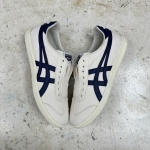 T926CS67 - ONITSUKA TIGER TOKUTEN SLIP ON NAVY DS FB - 41,5