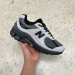 U200210D - NEWBLANCE 2002 GREY MATTER DS FB