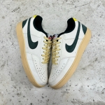 T926CS77 - NIKE COURT VISION SAIL GREEN - 42,5