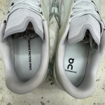 T926CS93 - ON RUNNING CLOUDMONSTER 2 FB - 42,5