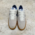 T926CS99 - NIKE SB CHRON WHITE GUM - 44