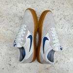 T926CS99 - NIKE SB CHRON WHITE GUM - 44