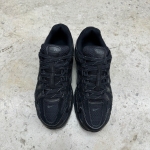 T926CS101 - NIKE P-6000 ALL BLACK - 40
