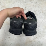 T926CS102 - NIKE VOMERO 5 BLACK GREEN - 40