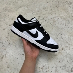 T926DU6 - NIKE DUNK LOW PANDA FB - 42