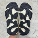 T926CS111 - ADIDAS YEZZY 700 ANALOG - 42