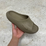 T926CS133 - NIKE REACTX REJUVEN 8 SLIDE FB - 42,5