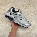 T926CS136 - NIKE SHOX RIDE 2 METALLIC SILVER DS - 43