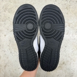 T926DU7 - NIKE DUNK LOW PANDA FB - 42