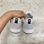 T926CS149 - NIKE SB ALLEYOOP GREY - 42,5