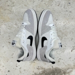 T926CS149 - NIKE SB ALLEYOOP GREY - 42,5