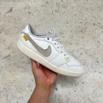 T926JD26 - JORDAN AJKO LOW UNION CANVAS WHITE - 42