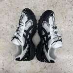 T926CS171 - ASICS KAHANA TR V4 BLACK WHITE CUSTOM - 43,5