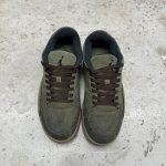 T926JD38 - JORDAN FLIGHT COURT OLIVE - 42,5