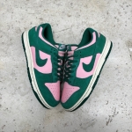T926DU13 - DUNK LOW SOFT PINK MALACHITE - 41