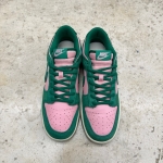T926DU13 - DUNK LOW SOFT PINK MALACHITE - 41