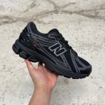 U19069L0 - NEWBLANCE 1906 BLACK HOT TOMATO DS FB - 44