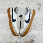 T926CS193 - NIKE KILLSHOT NAVY - 40,5