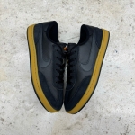 T926CS197 - NIKE FC CLASSIC BLACK GUM - 42