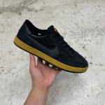 T926CS197 - NIKE FC CLASSIC BLACK GUM - 42