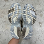 T926CS199 - REEBOK TRINITY KFS BEIGE - 40,5