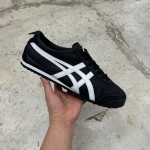 T1026CS2 - ONITSUKA TIGER MEXICO 66 BLACK WHITE FB - 43,5