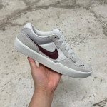 T1026CS3 - NIKE SB FORCE 58 BURGUNDY FB - 40