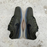T1026CS5 - NIKE SB ZOOM PS8 GREEN LN FB - 40