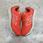 T1026CS12 - NEWBLANCE FRESH FOAM 880 ORANGE - 43