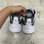 T1026CS29 - NIKE INITIATOR WHITE BLUE - 43
