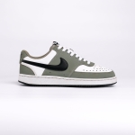 T1026CS36 - NIKE COURT VISION OLIVE WHITE - 40,5
