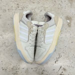 T1026CS41 - ADIDAS LOW ENTRAP BEIGE CREAM WHITE - 44,5